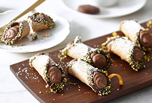 Mini Chocolate Cannoli